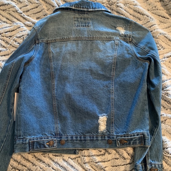Distressed jean jacket - Picture 2 of 3